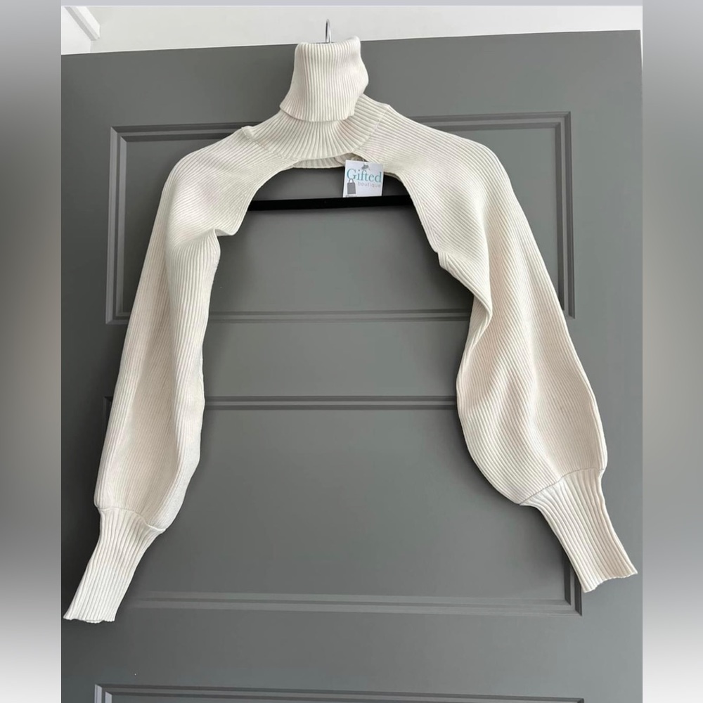 New with Tags: Beige Turtle Neck Bolero Sweater
